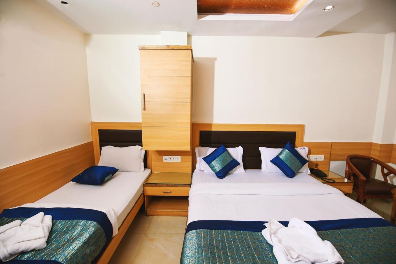 Hotel Lav Kush Deluxe " 3 Min Walking From New Delhi Railway Station " Экстерьер фото