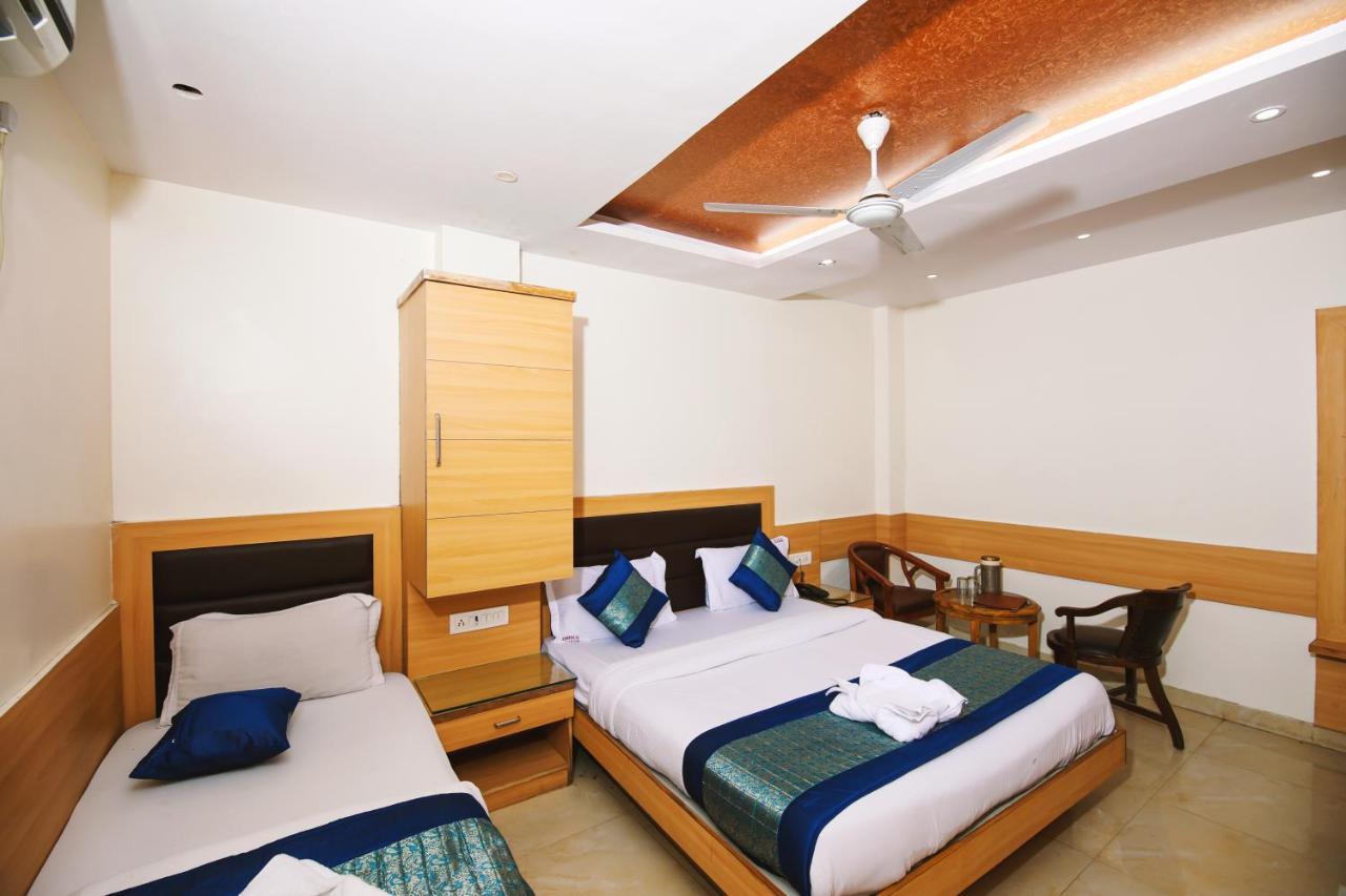 Hotel Lav Kush Deluxe " 3 Min Walking From New Delhi Railway Station " Экстерьер фото