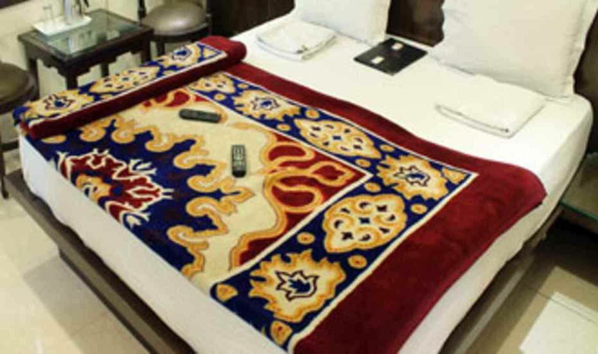 Hotel Lav Kush Deluxe " 3 Min Walking From New Delhi Railway Station " Экстерьер фото
